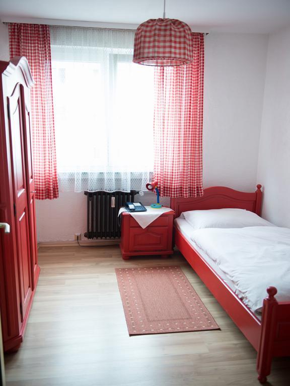Hotel-Restaurant Koehler Stuttgart Ruang foto